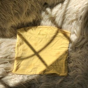 ⭐️brandy melville⭐️tube top